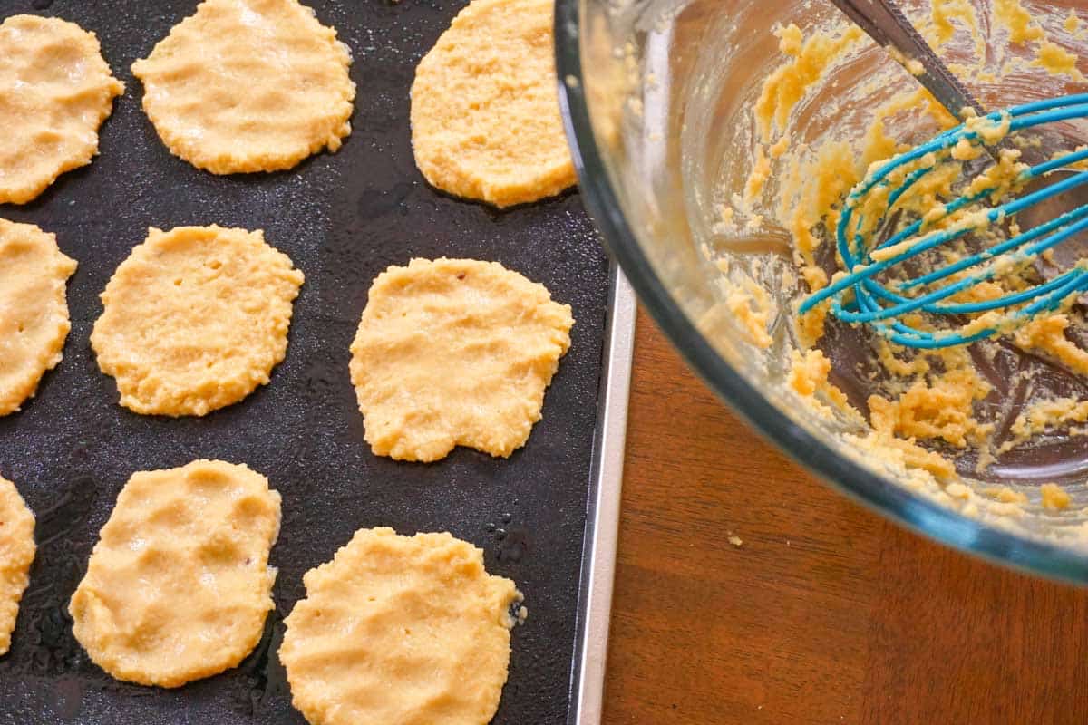 preparing vanilla wafers