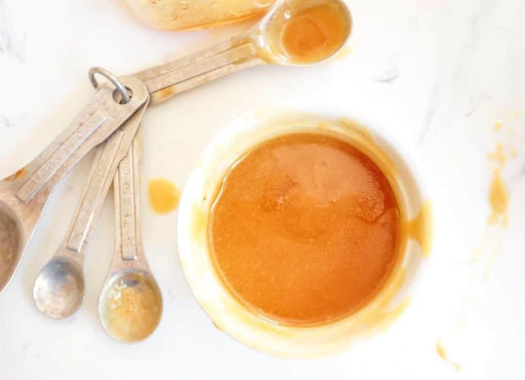 keto caramel in a bowl with spoons