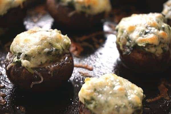 Creamed Spinach-Stuffed Mushrooms (4-ingredients) — Low Carb Quick