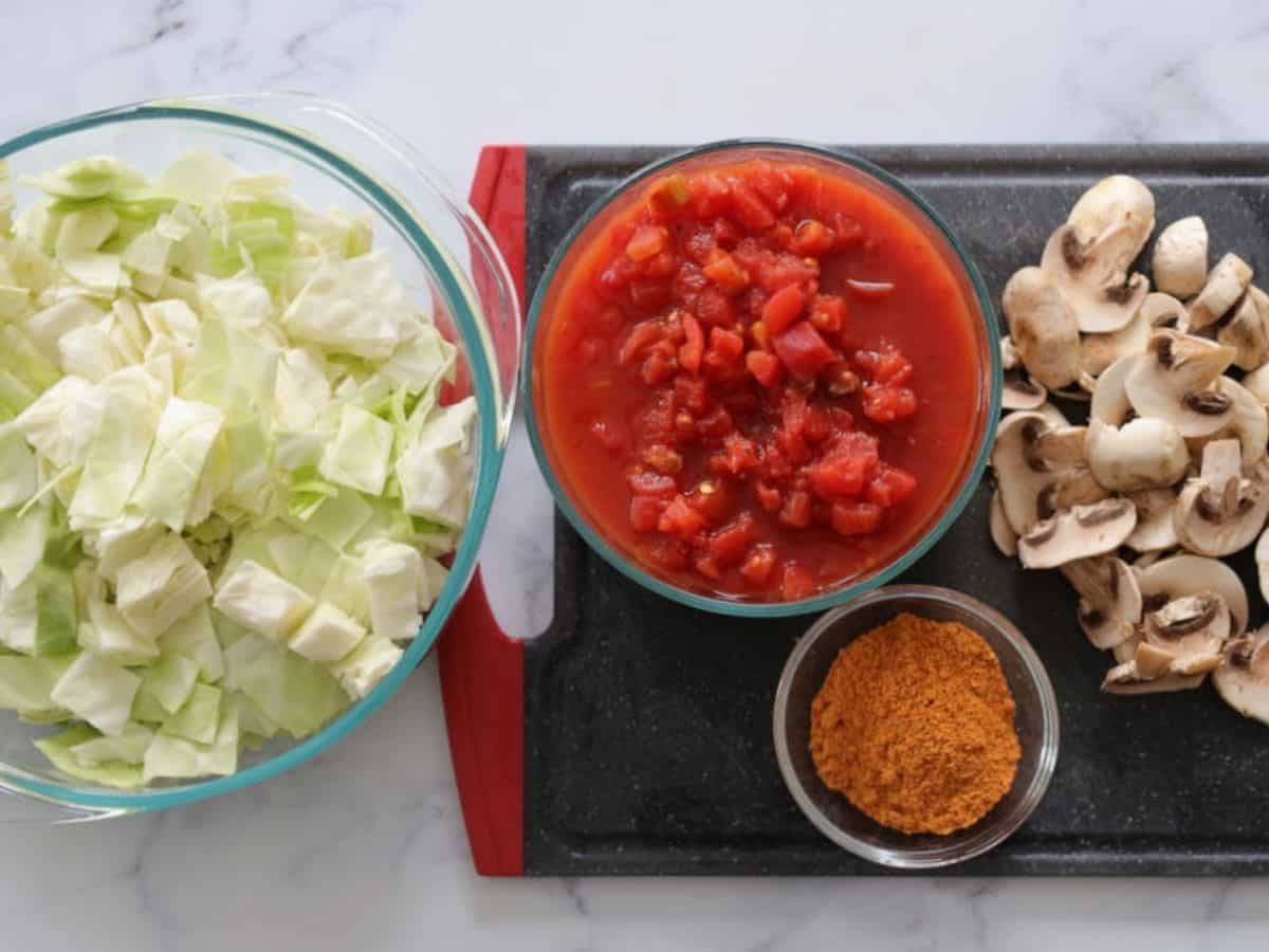 Spicy Cabbage Beef Soup Instant Pot Low Carb Quick