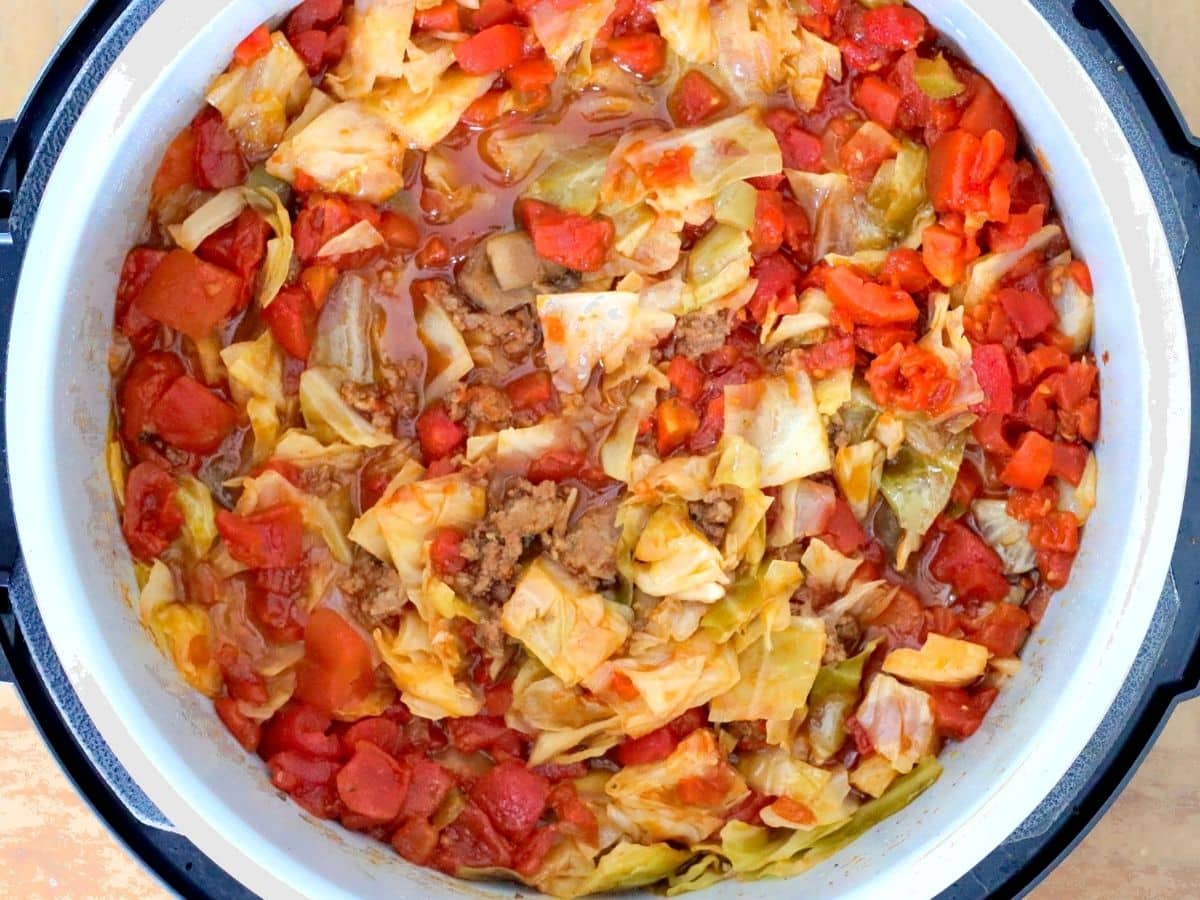 instant pot cabbage soup with ground beef