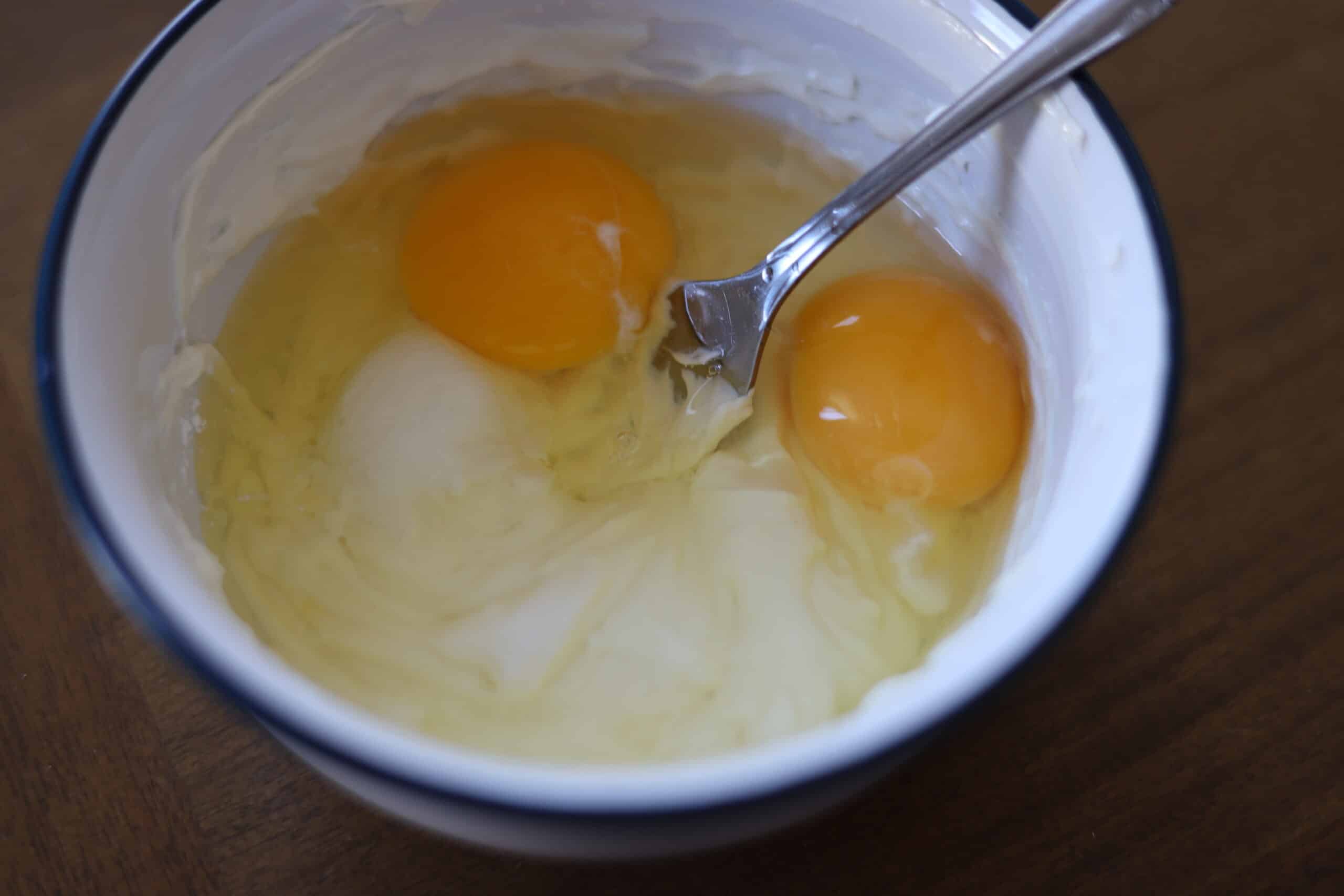 low carb homemade pancake batter with eggs and almond flour