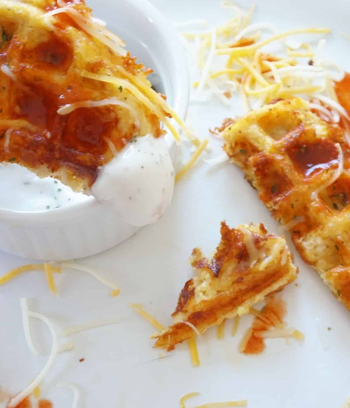 easy buffalo chicken chaffle