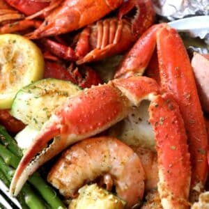 keto cajun seafood foil bake