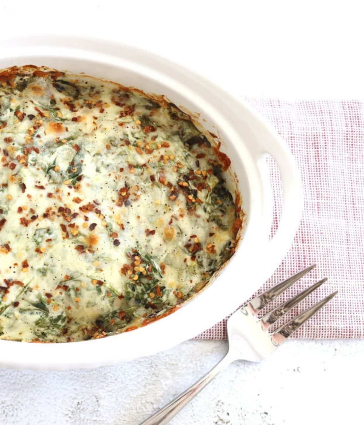 chicken casserole with spinach red pepper flakes