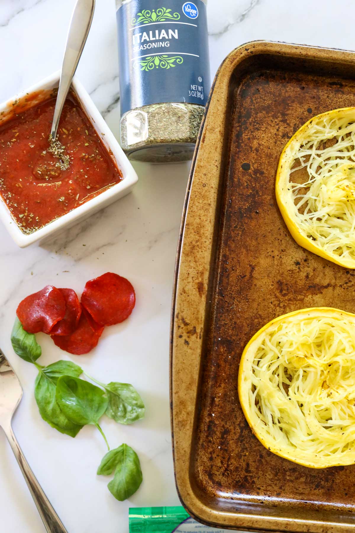 ingredients for making spaghetti squash pizza