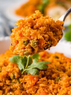 Mexican cauliflower rice with peas and carrots