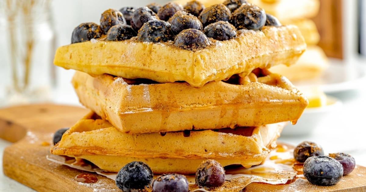 Gluten Free Waffles (milk+sugar free) — Low Carb Quick